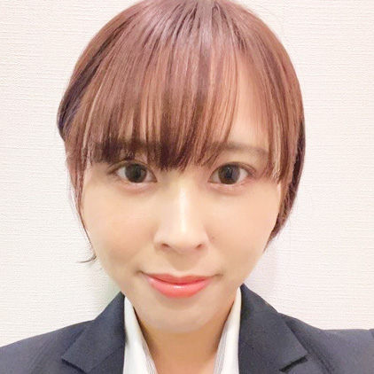 鈴木　佑奈　先生