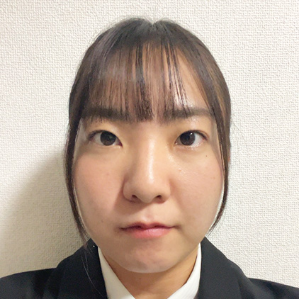 佐々木　優衣　先生