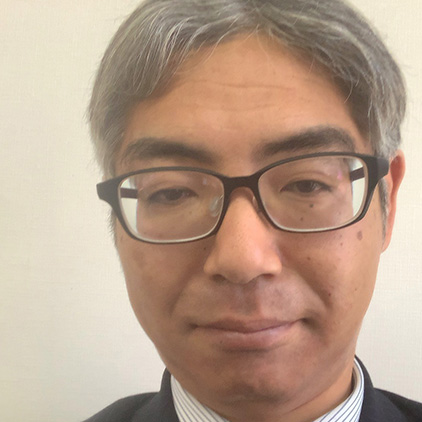 田谷　健一　先生